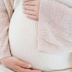 她曾通过调🌔查和研究发现，🍈哪怕是那些认为自👯‍♂️己注重隐私的人😻，仍然会在使🇦🇱